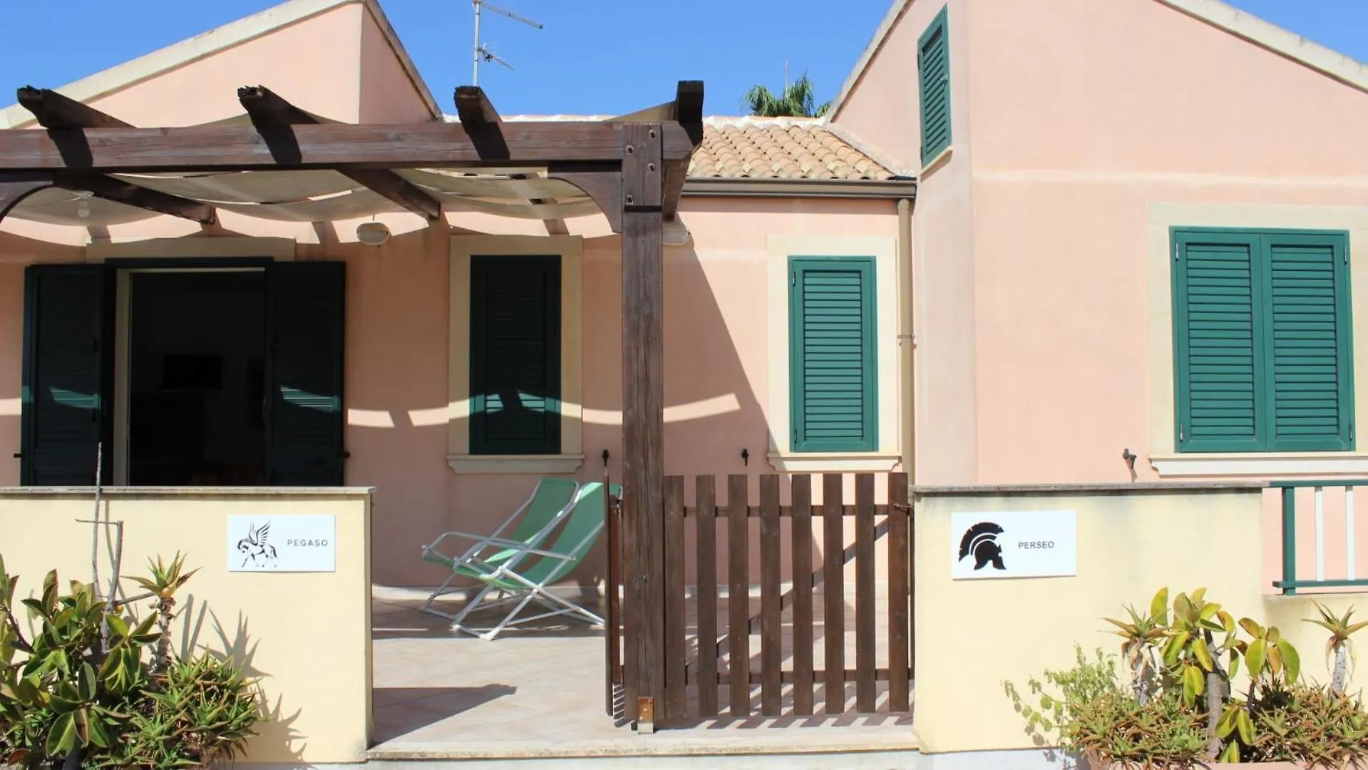 *** Hotel apartamentowy Medusa Mdna Marina di Modica Włochy