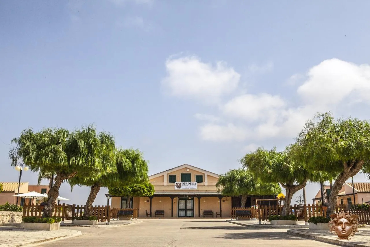 *** Hotel apartamentowy Medusa Mdna Marina di Modica Włochy